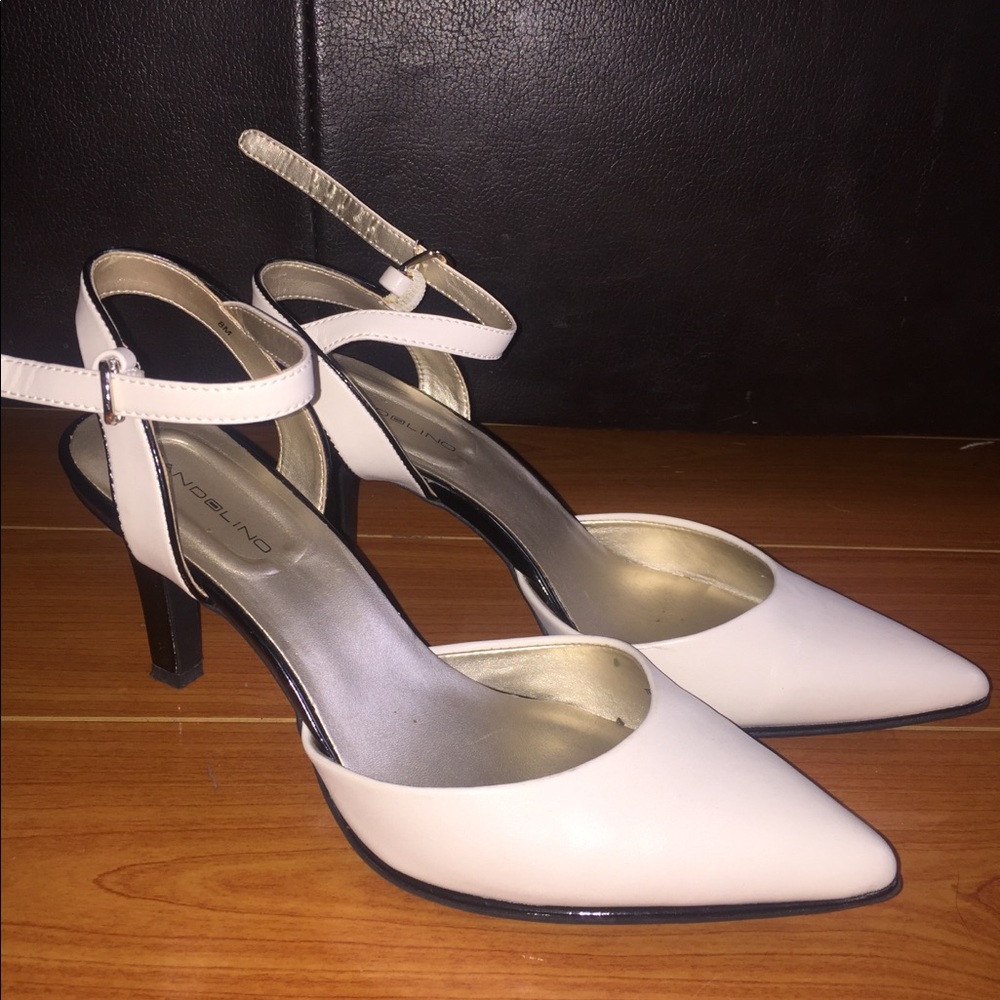 White and Black Bandolino 3.5” heels (Size 8)